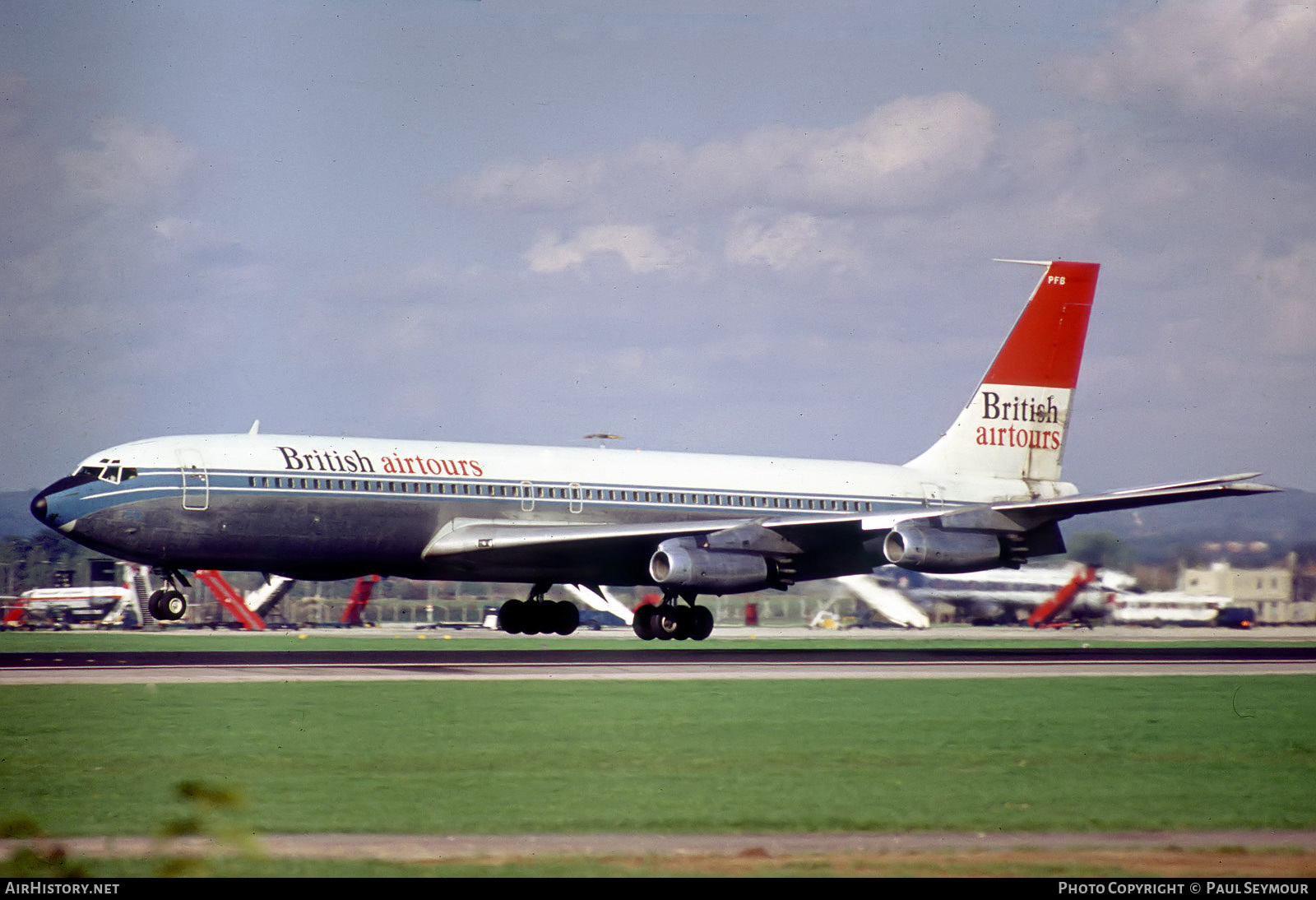 Aircraft Photo of G-APFB | Boeing 707-436 | British Airtours | AirHistory.net #533248