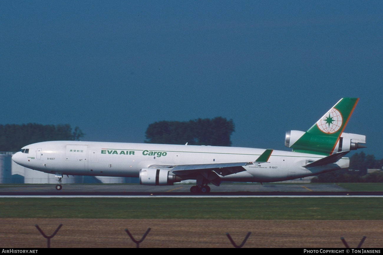 Aircraft Photo of B-16107 | McDonnell Douglas MD-11/F | EVA Air Cargo | AirHistory.net #533255