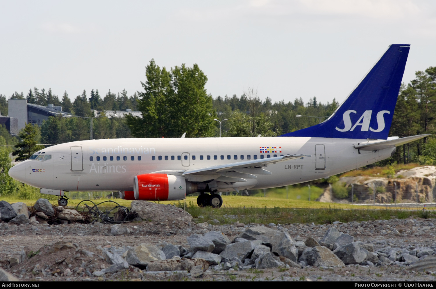 Aircraft Photo of LN-RPT | Boeing 737-683 | Scandinavian Airlines - SAS | AirHistory.net #533275