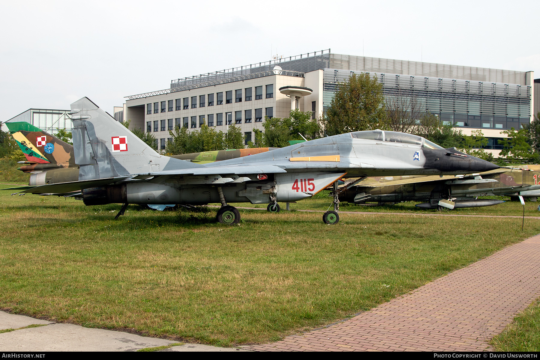 Aircraft Photo of 4115 | Mikoyan-Gurevich MiG-29GT (9-51) | Poland - Air Force | AirHistory.net #533355