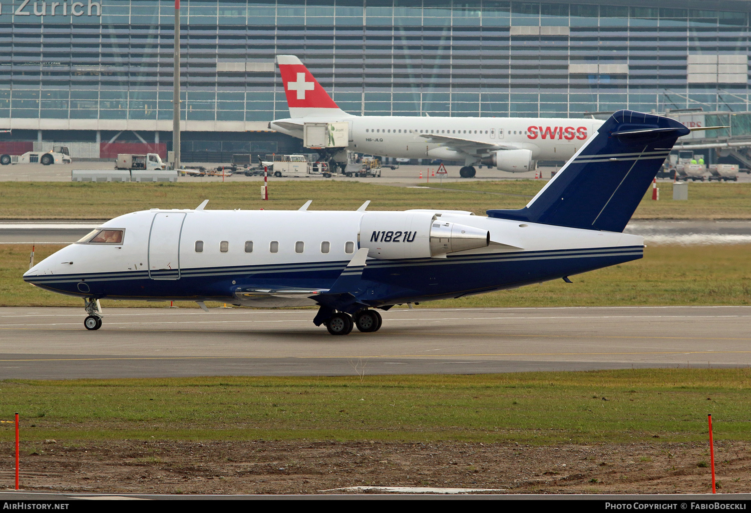 Aircraft Photo of N1821U | Bombardier Challenger 604 (CL-600-2B16) | AirHistory.net #533503