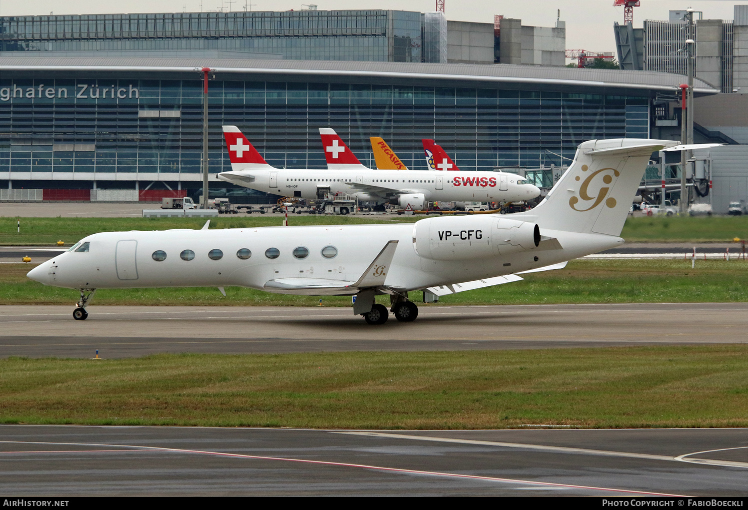 Aircraft Photo of VP-CFG | Bombardier Global 6500 (BD-700-1A10) | AirHistory.net #533827