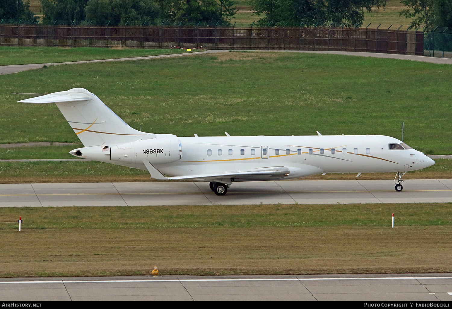 Aircraft Photo of N8998K | Bombardier Global 6000 (BD-700-1A10) | AirHistory.net #533918
