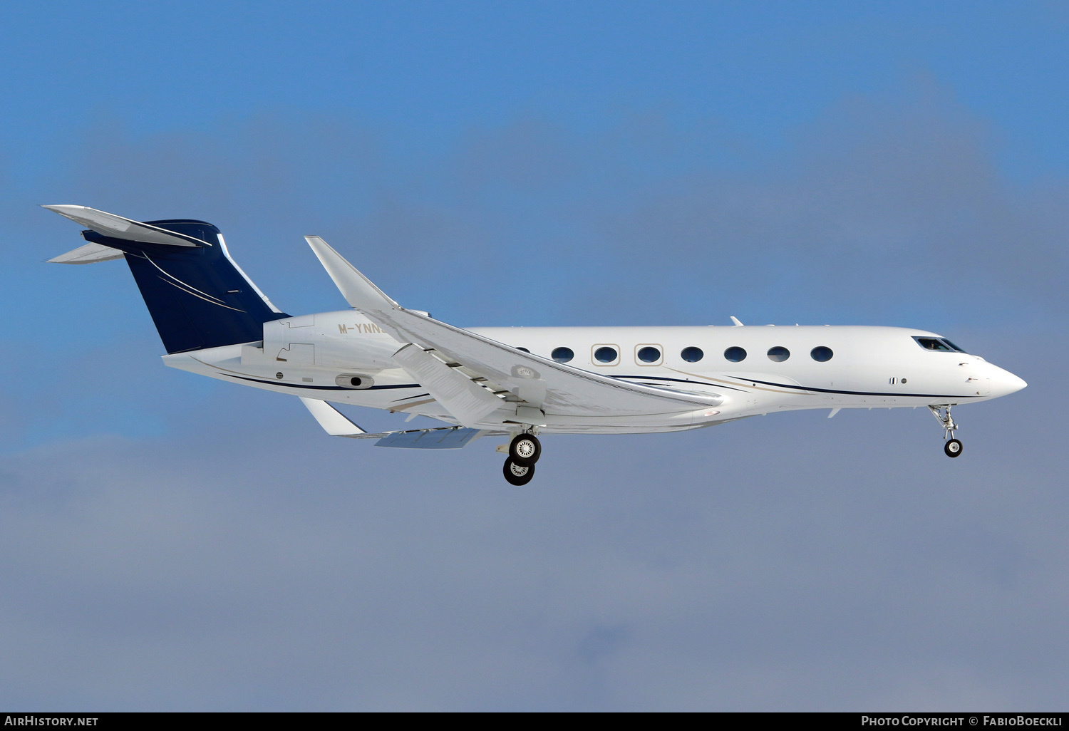 Aircraft Photo of M-YNNS | Gulfstream Aerospace G650 (G-VI) | AirHistory.net #533963