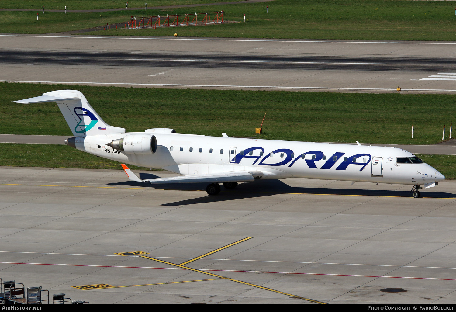 Aircraft Photo of S5-AAW | Bombardier CRJ-701 (CL-600-2C10) | Adria Airways | AirHistory.net #533971