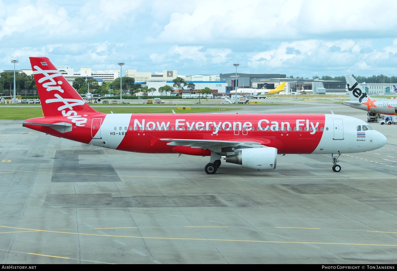 Aircraft Photo of HS-ABB | Airbus A320-216 | AirAsia | AirHistory.net #533985