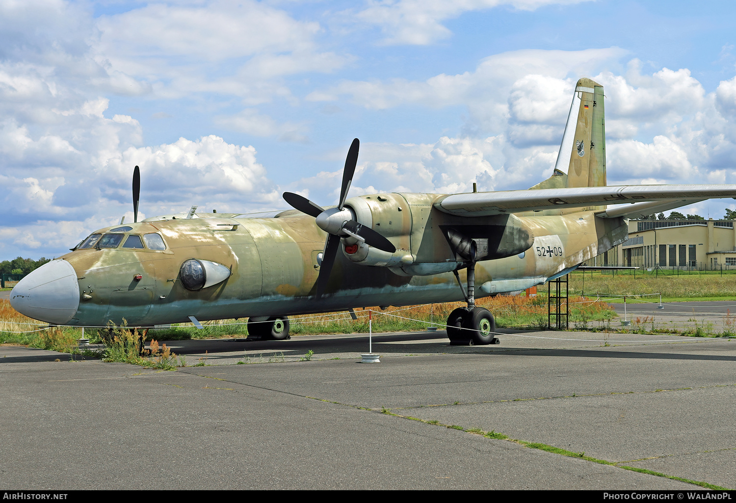 Aircraft Photo of 5209 | Antonov An-26SM | Germany - Air Force | AirHistory.net #533993