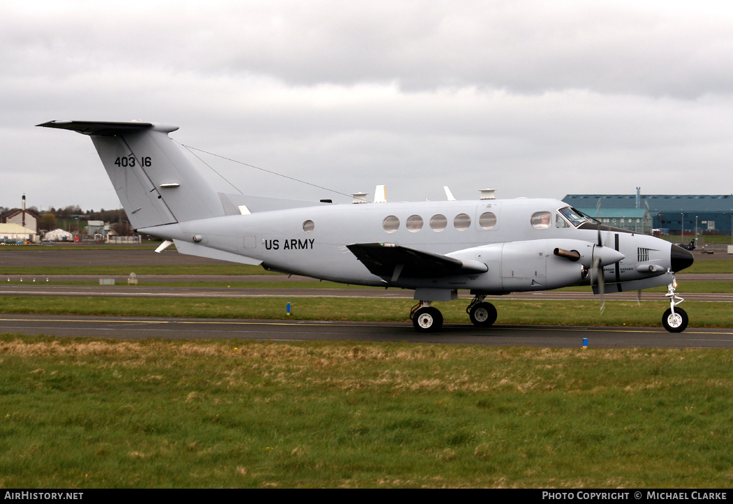 Aircraft Photo of 94-0316 / 40316 | Hawker Beechcraft C-12V-1 Huron (B200C) | USA - Army | AirHistory.net #534009