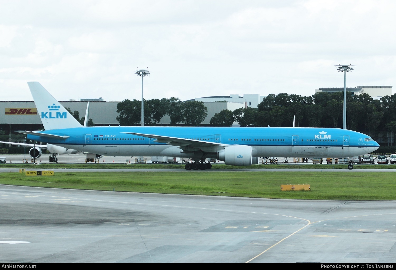 Aircraft Photo of PH-BVI | Boeing 777-306/ER | KLM - Royal Dutch Airlines | AirHistory.net #534029