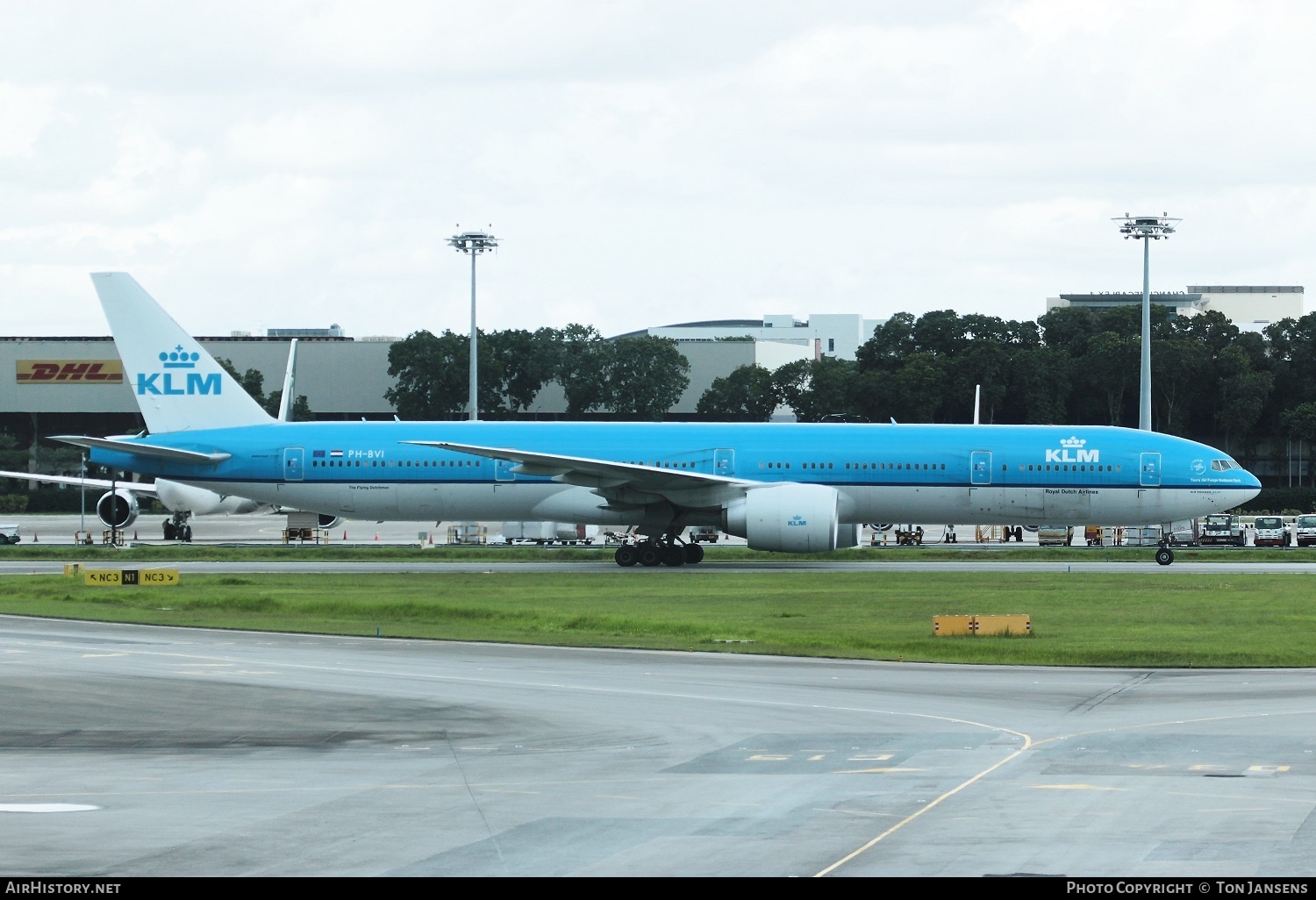 Aircraft Photo of PH-BVI | Boeing 777-306/ER | KLM - Royal Dutch Airlines | AirHistory.net #534029