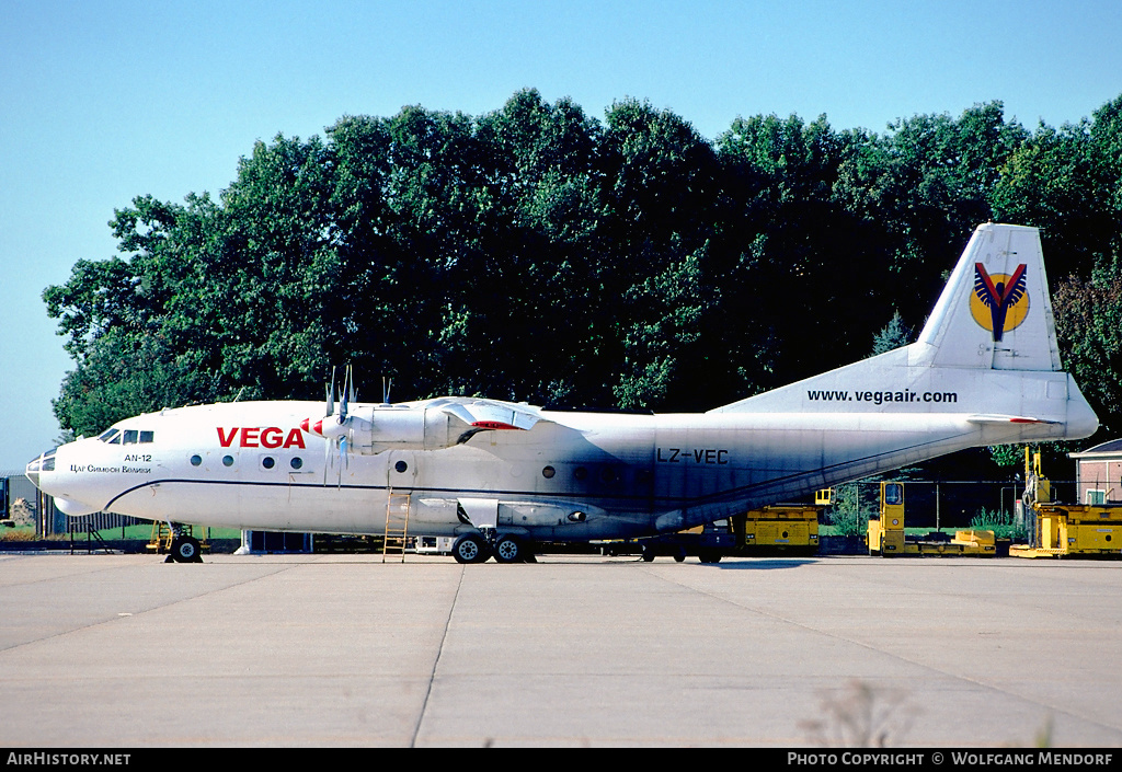 Aircraft Photo of LZ-VEC | Antonov An-12BP | Vega Airlines | AirHistory.net #534106