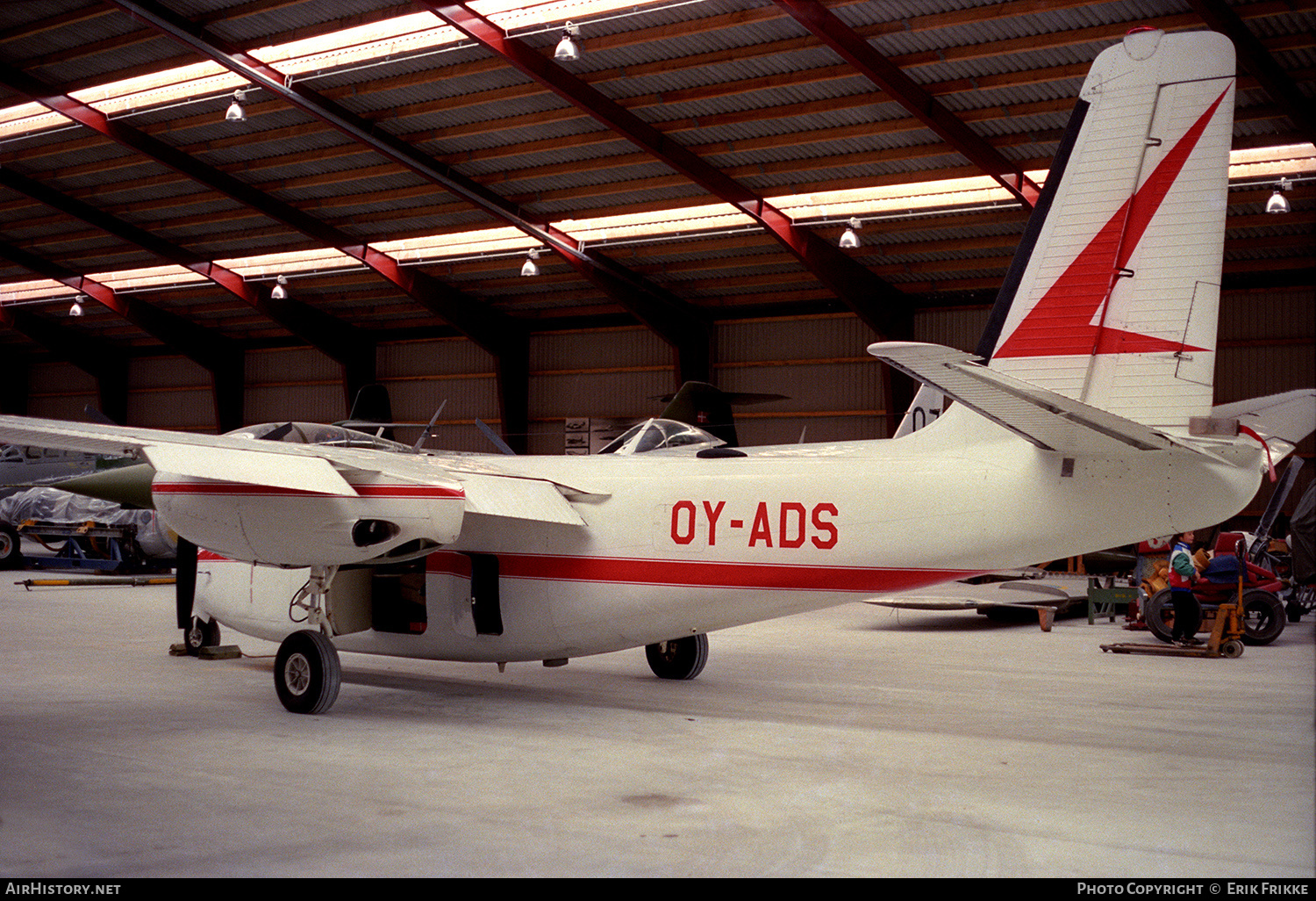 Aircraft Photo of OY-ADS | Aero 560E Commander | AirHistory.net #534107
