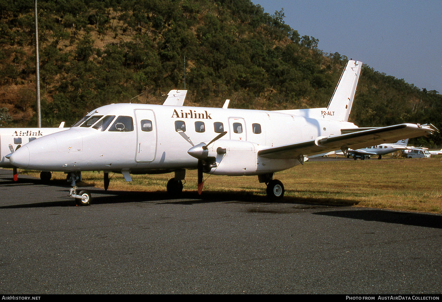 Aircraft Photo of P2-ALT | Embraer EMB-110P1 Bandeirante | Airlink | AirHistory.net #534121