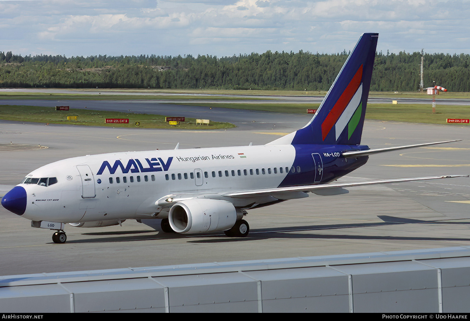 Aircraft Photo of HA-LOD | Boeing 737-6Q8 | Malév - Hungarian Airlines | AirHistory.net #534208