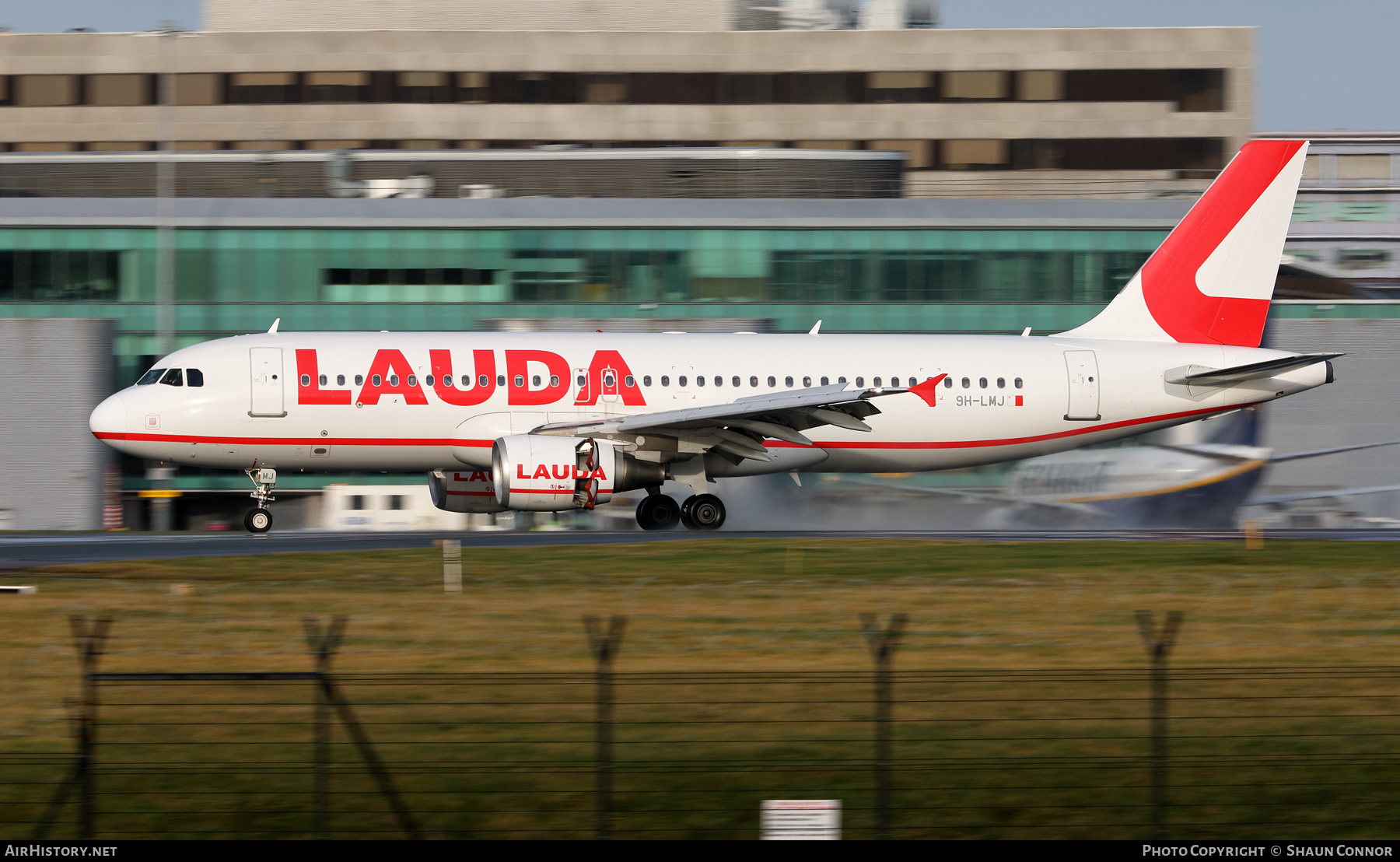 Aircraft Photo of 9H-LMJ | Airbus A320-214 | Lauda | AirHistory.net #534295