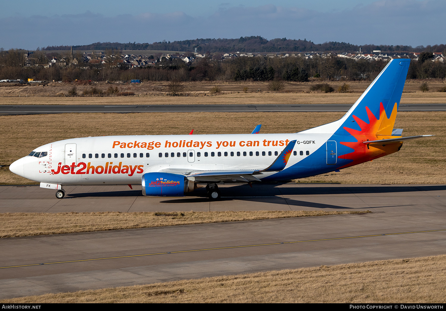 Aircraft Photo of G-GDFK | Boeing 737-36N | Jet2 Holidays | AirHistory.net #534388