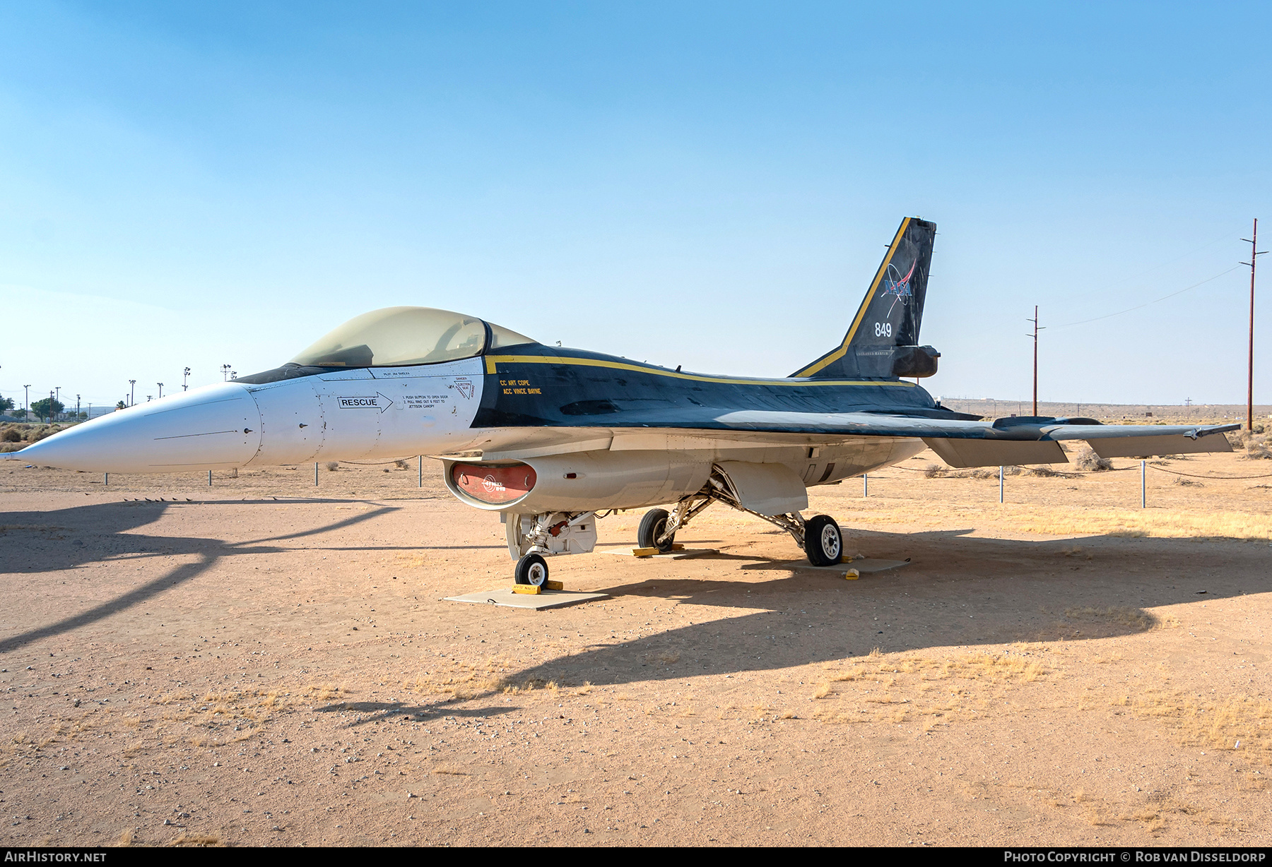 Aircraft Photo of N849NA / 849 | General Dynamics F-16XL-1 Fighting Falcon | NASA - National Aeronautics and Space Administration | AirHistory.net #534472