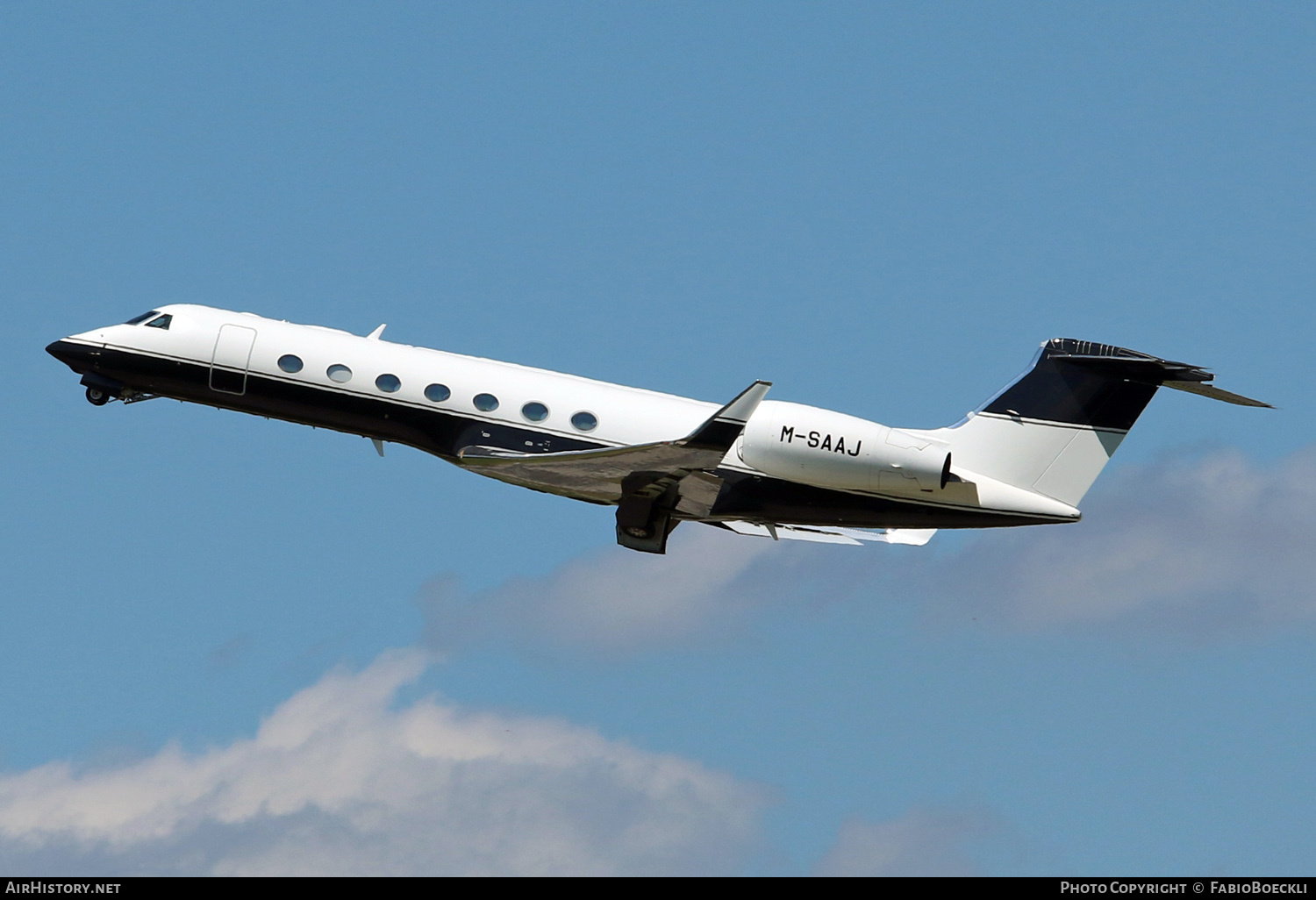 Aircraft Photo of M-SAAJ | Gulfstream Aerospace G-V-SP Gulfstream G550 | AirHistory.net #534587