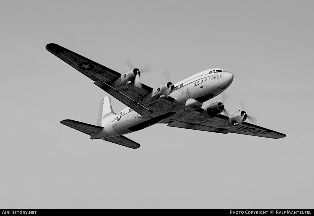 Aircraft Photo of 43-17206 / 0-17206 | Douglas C-54D Skymaster | USA - Air Force | AirHistory.net #534731