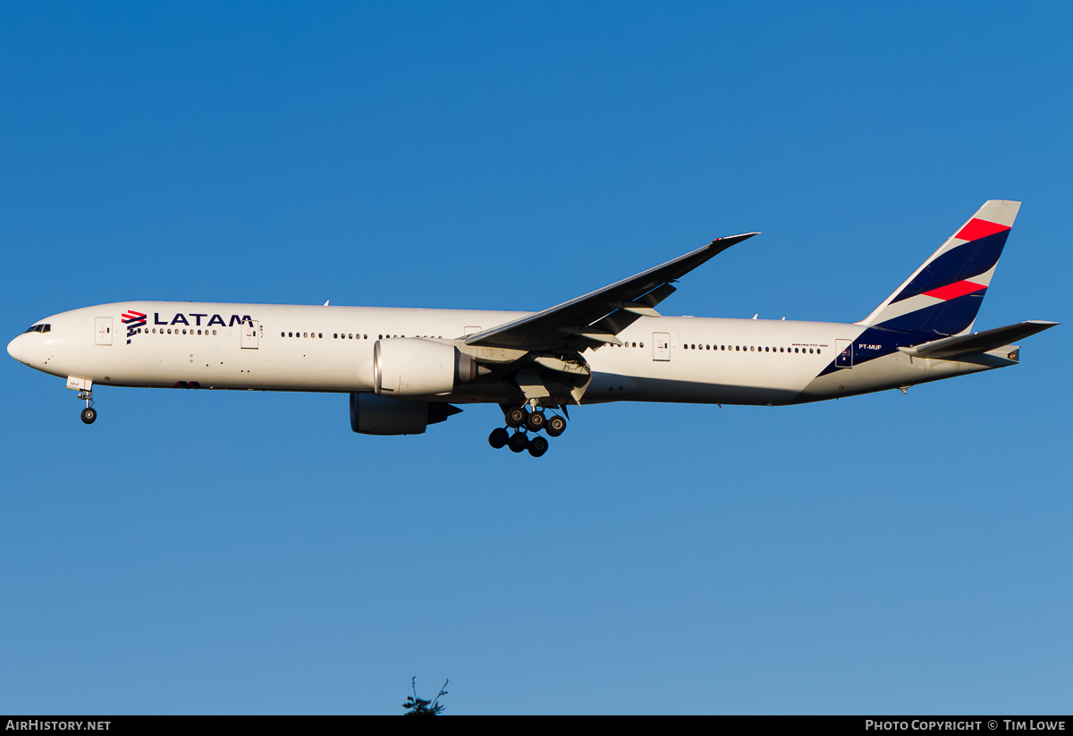 Aircraft Photo of PT-MUF | Boeing 777-32W/ER | LATAM Airlines | AirHistory.net #534799