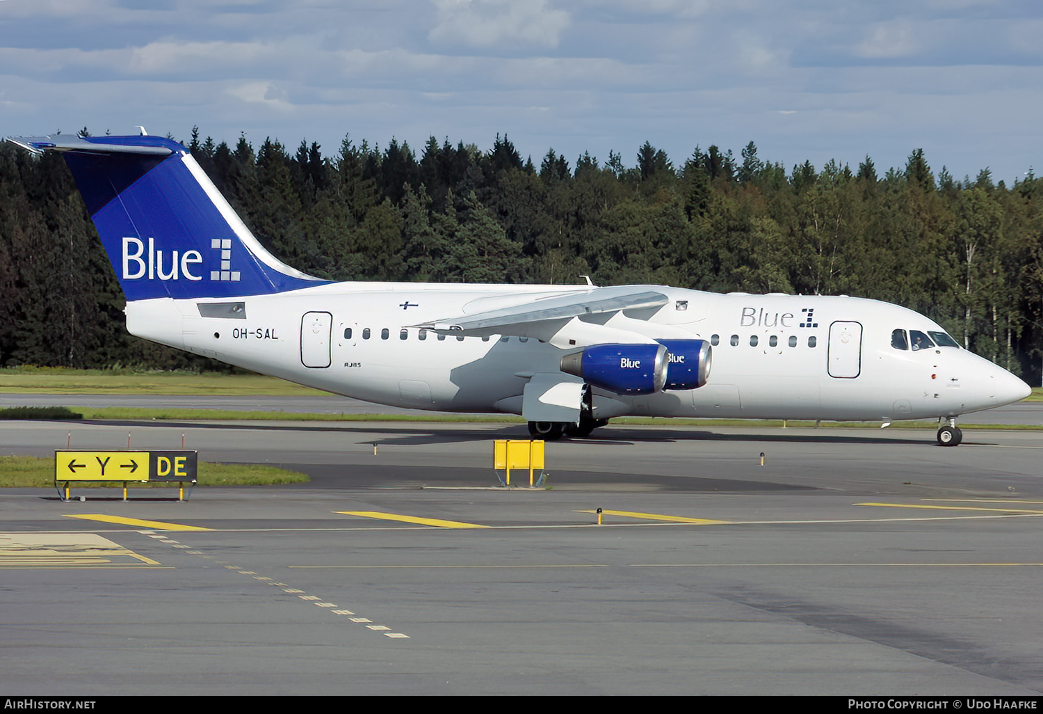 Aircraft Photo of OH-SAL | BAE Systems Avro 146-RJ85 | Blue1 | AirHistory.net #534905