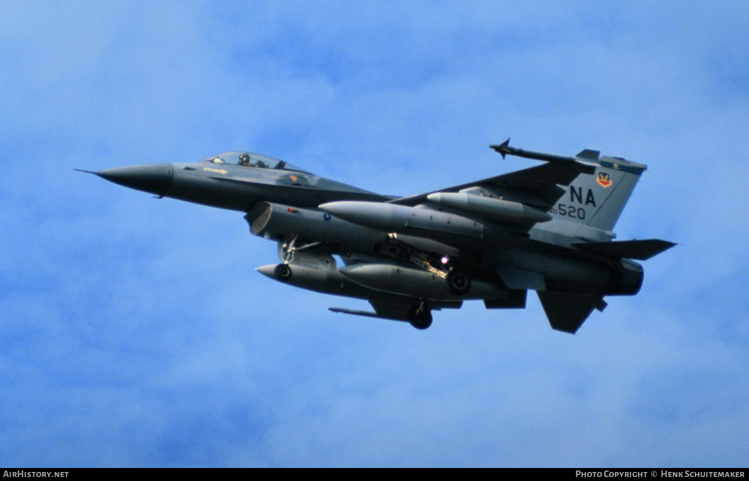 Aircraft Photo of 80-0520 / AF80-520 | General Dynamics F-16A Fighting Falcon | USA - Air Force | AirHistory.net #534932