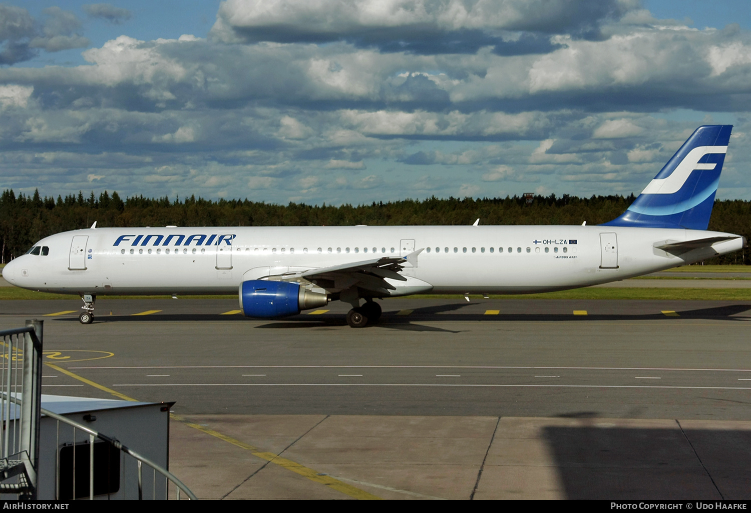 Aircraft Photo of OH-LZA | Airbus A321-211 | Finnair | AirHistory.net #534978