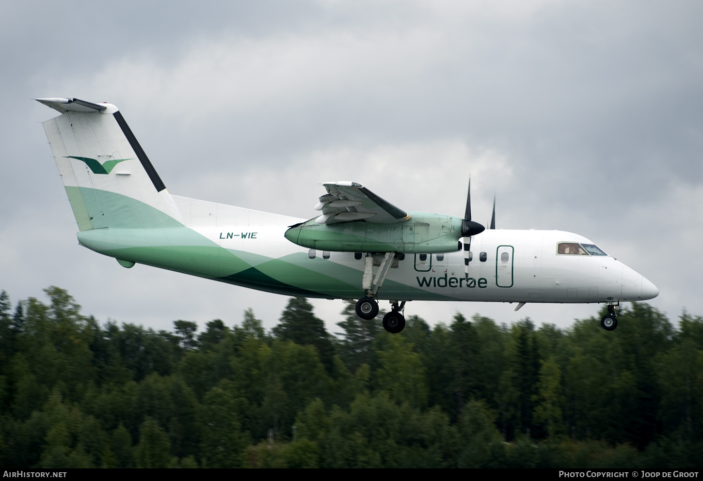 Aircraft Photo of LN-WIE | Bombardier DHC-8-103Q Dash 8 | Widerøe | AirHistory.net #534992