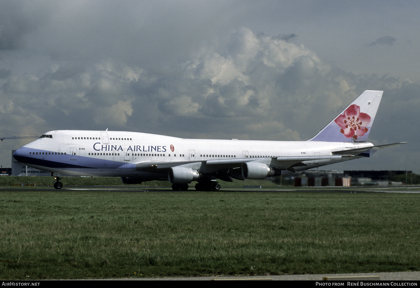 Aircraft Photo of B-163 | Boeing 747-409 | China Airlines | AirHistory.net #535026