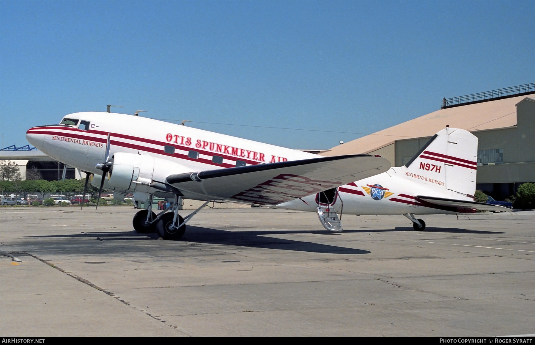 Aircraft Photo of N97H | Douglas DC-3(C) | Otis Spunkmeyer Air | AirHistory.net #535027