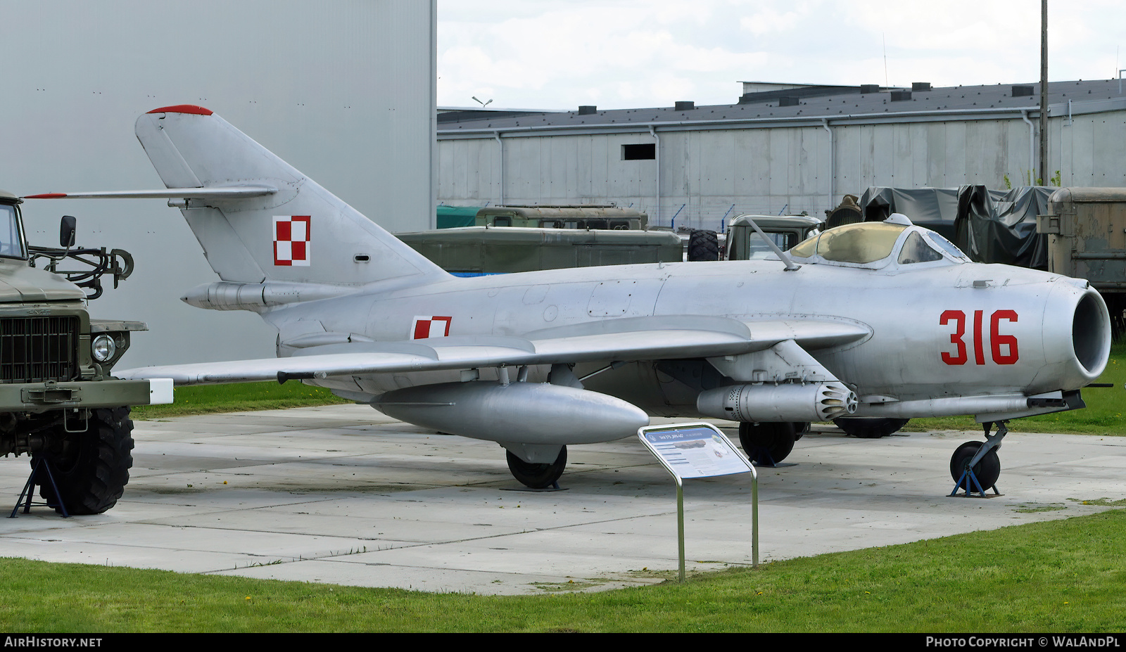Aircraft Photo of 316 | PZL-Mielec Lim-6bis | Poland - Air Force | AirHistory.net #535044