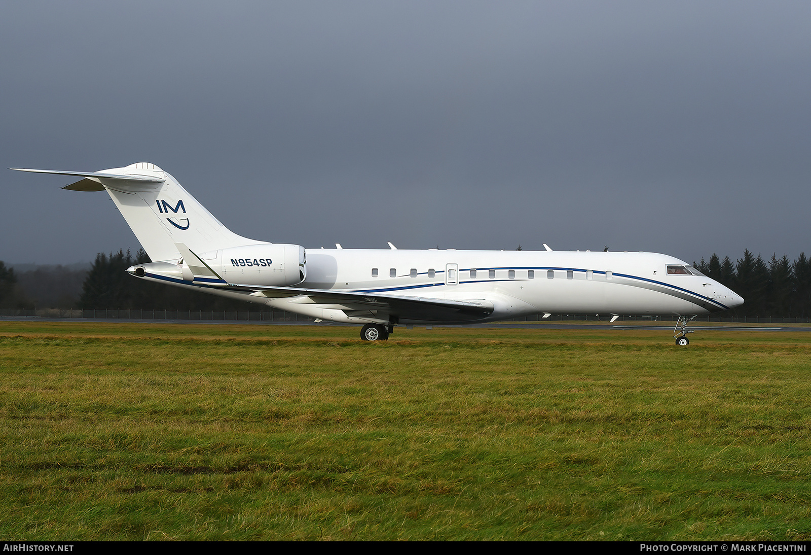 Aircraft Photo of N954SP | Bombardier Global Express (BD-700-1A10) | AirHistory.net #535049