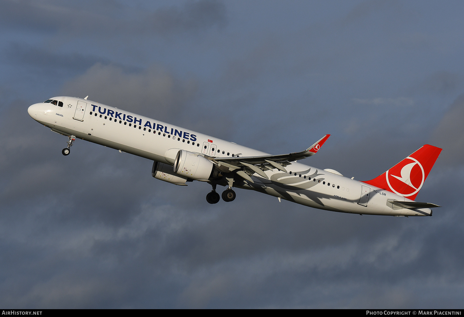 Aircraft Photo of TC-LSR | Airbus A321-271NX | Turkish Airlines | AirHistory.net #535069