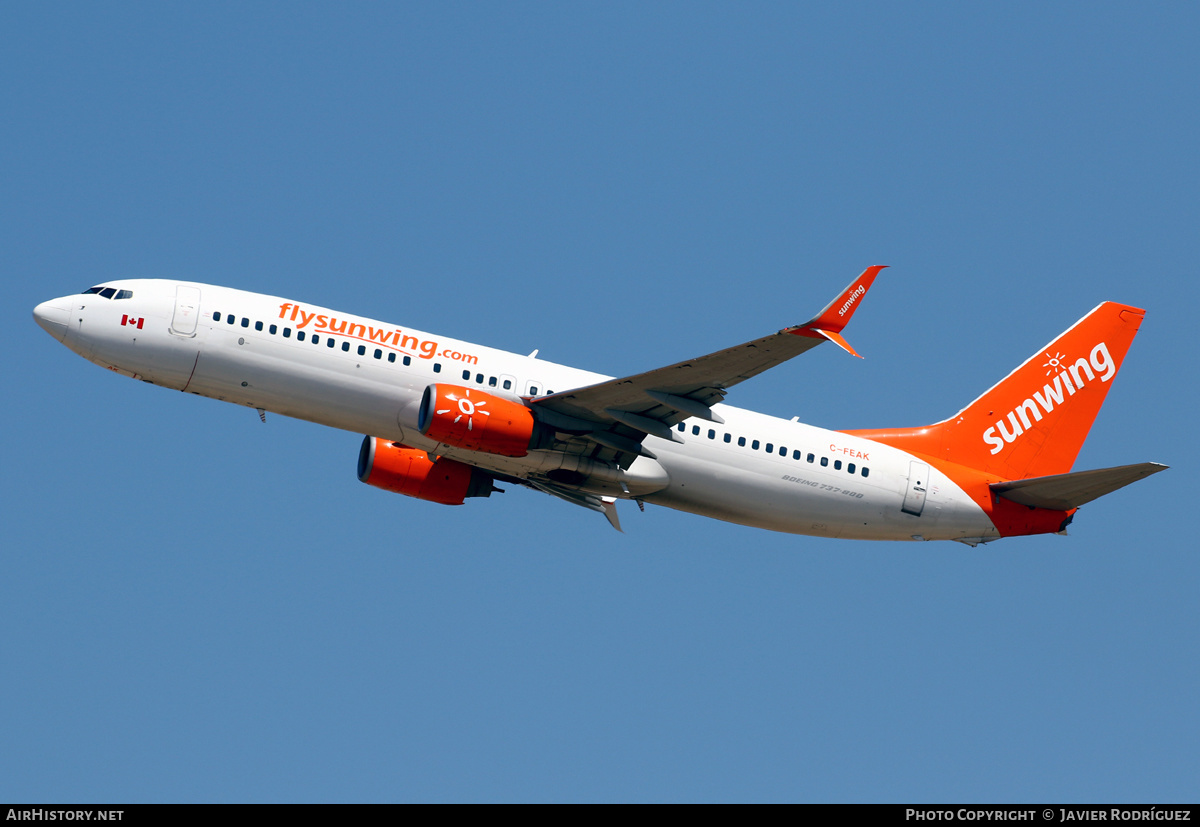 Aircraft Photo of C-FEAK | Boeing 737-86Q | Sunwing Airlines | AirHistory.net #535115