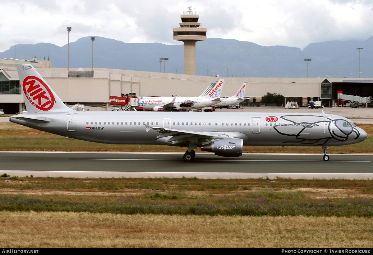 Aircraft Photo of OE-LEW | Airbus A321-211 | Niki | AirHistory.net #535123