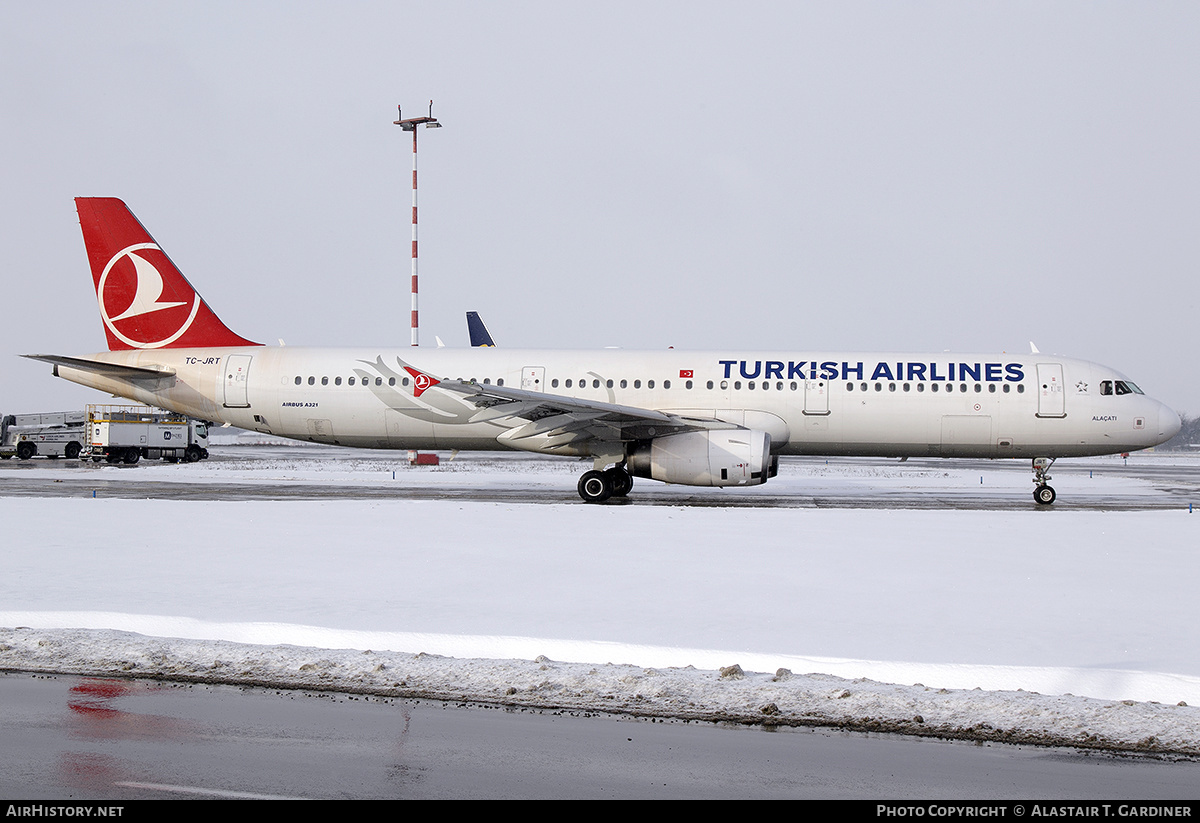 Aircraft Photo of TC-JRT | Airbus A321-231 | Turkish Airlines | AirHistory.net #535218