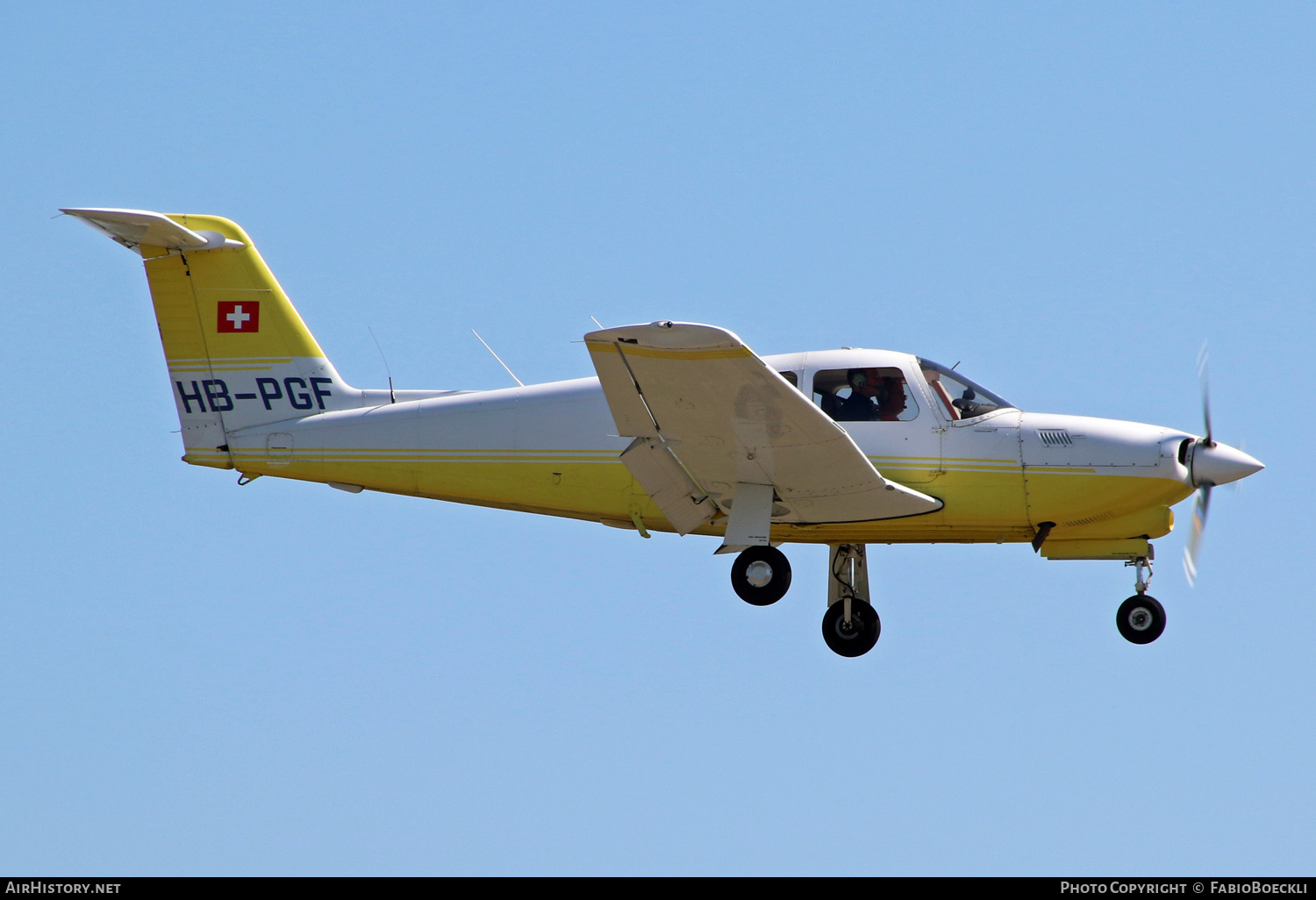 Aircraft Photo of HB-PGF | Piper PA-28RT-201T Turbo Arrow IV | AirHistory.net #535276