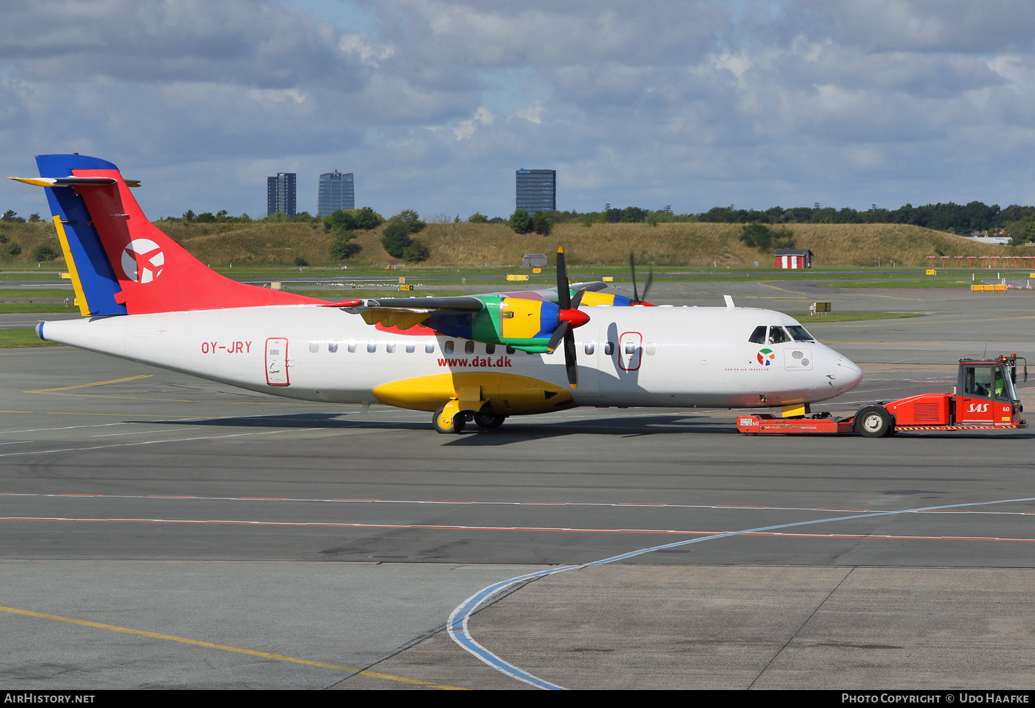 Aircraft Photo of OY-JRY | ATR ATR-42-300 | Danish Air Transport - DAT | AirHistory.net #535282