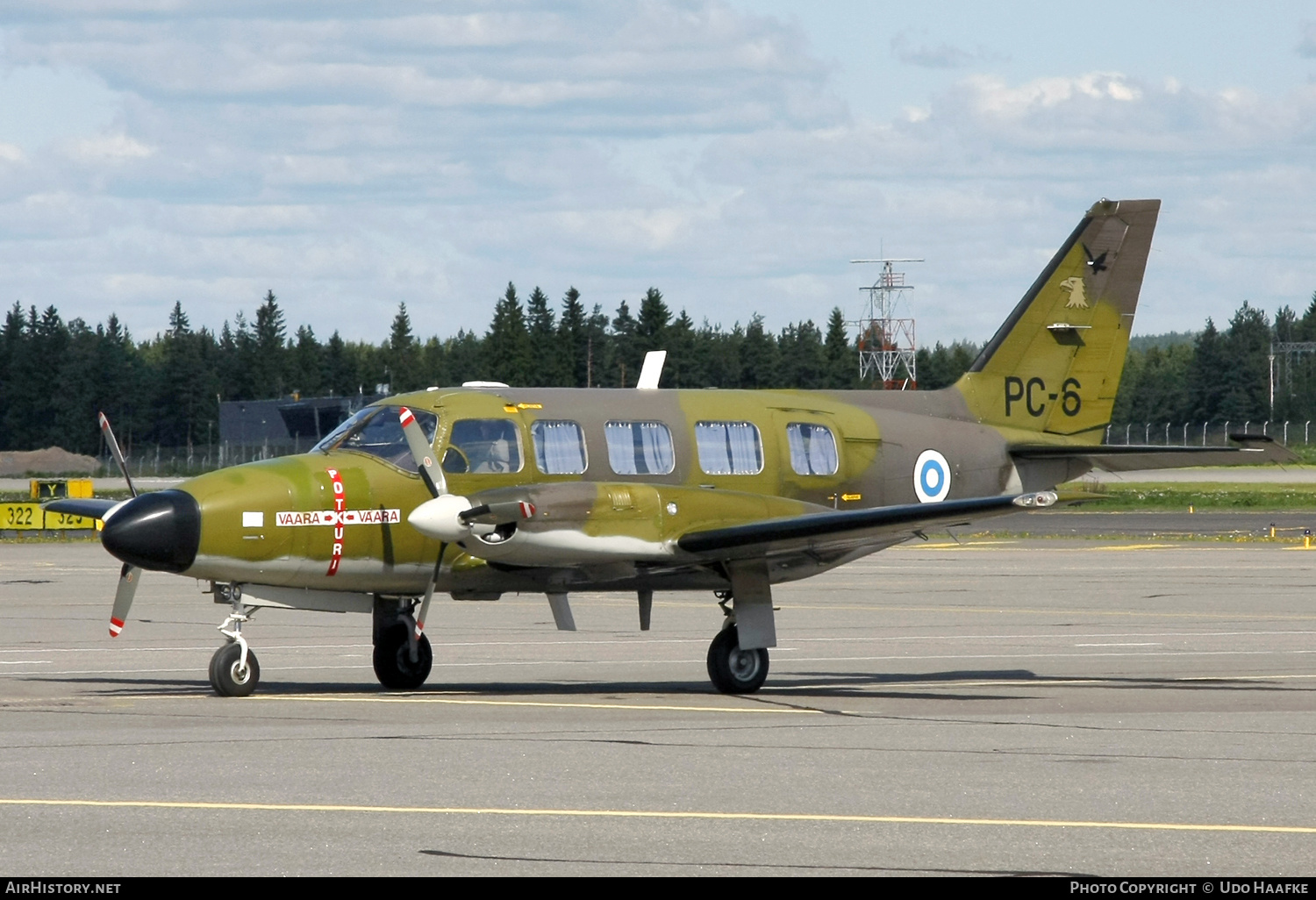 Aircraft Photo of PC-6 | Piper PA-31-350 Chieftain | Finland - Air Force | AirHistory.net #535358