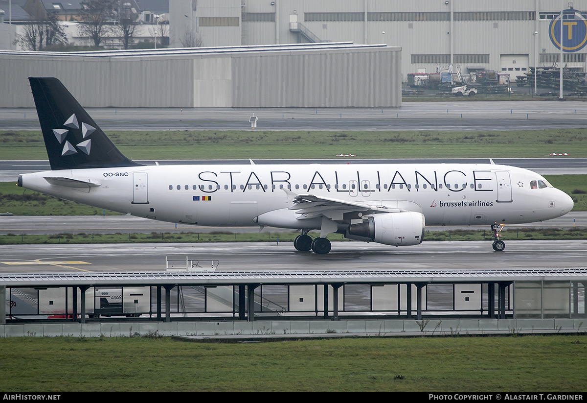 Aircraft Photo of OO-SNC | Airbus A320-214 | Brussels Airlines | AirHistory.net #535364