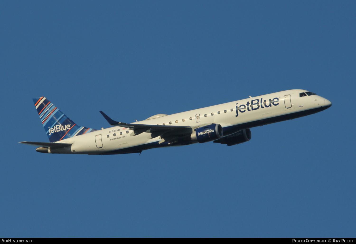 Aircraft Photo of N351JB | Embraer 190AR (ERJ-190-100IGW) | JetBlue Airways | AirHistory.net #535398