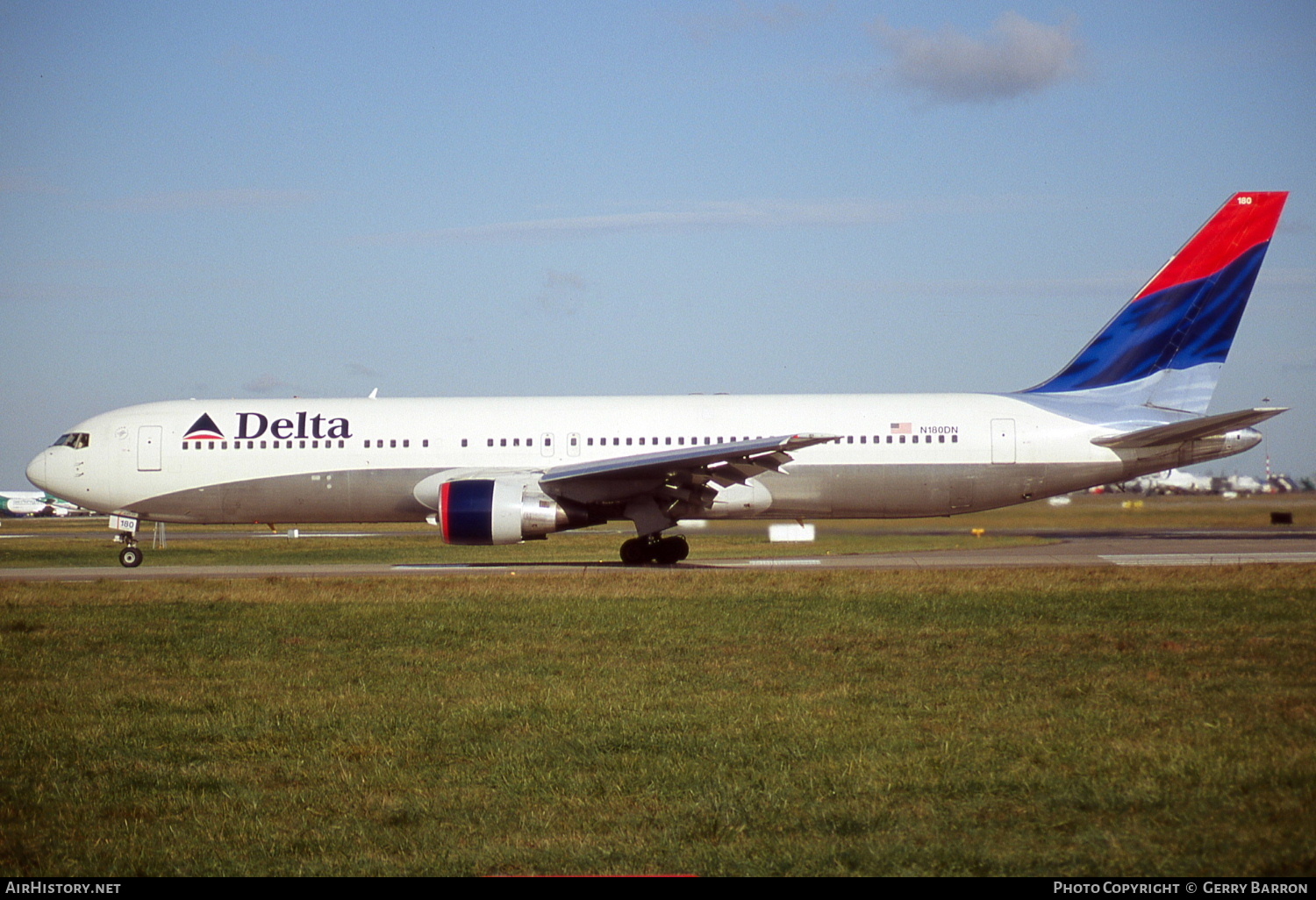 Aircraft Photo of N180DN | Boeing 767-332/ER | Delta Air Lines | AirHistory.net #535427