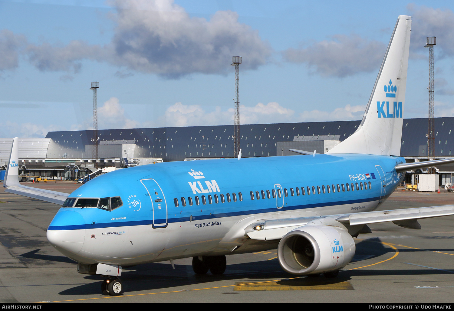 Aircraft Photo of PH-BGN | Boeing 737-7K2 | KLM - Royal Dutch Airlines | AirHistory.net #535430