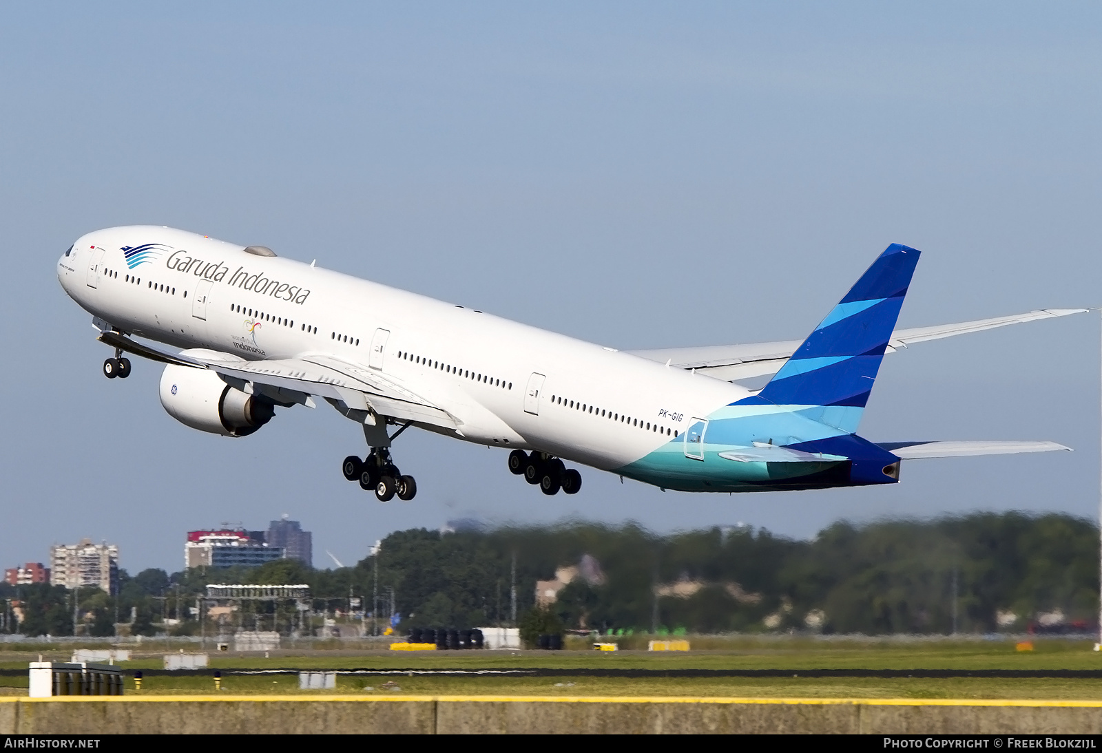 Aircraft Photo of PK-GIG | Boeing 777-3U3/ER | Garuda Indonesia | AirHistory.net #535431