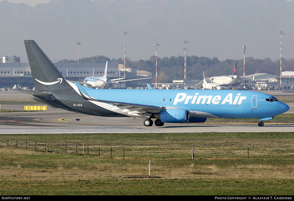 Aircraft Photo of EI-AZA | Boeing 737-86N(SF) | Prime Air | AirHistory.net #535434