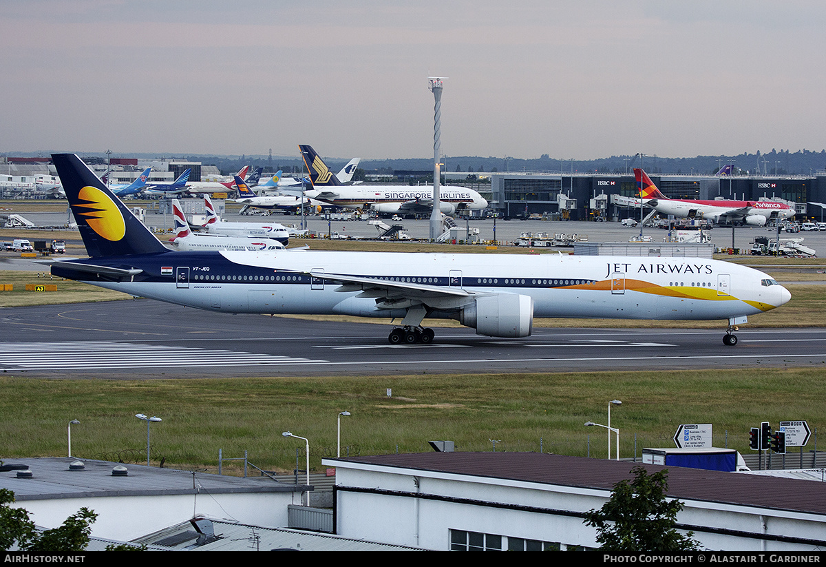 Aircraft Photo of VT-JEQ | Boeing 777-35R/ER | Jet Airways | AirHistory.net #535464