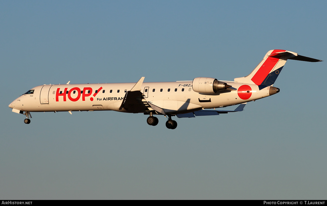 Aircraft Photo of F-GRZJ | Bombardier CRJ-701 (CL-600-2C10) | Hop! | AirHistory.net #535467