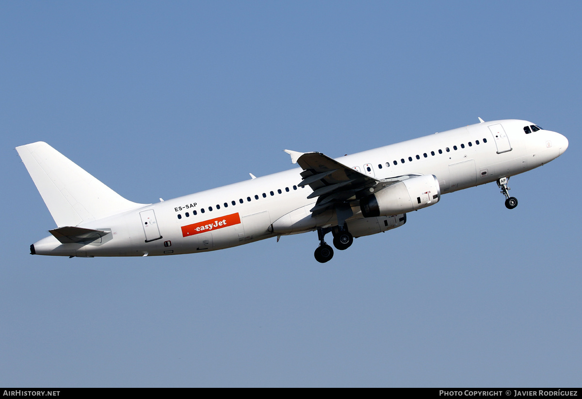 Aircraft Photo of ES-SAP | Airbus A320-232 | EasyJet | AirHistory.net #535479