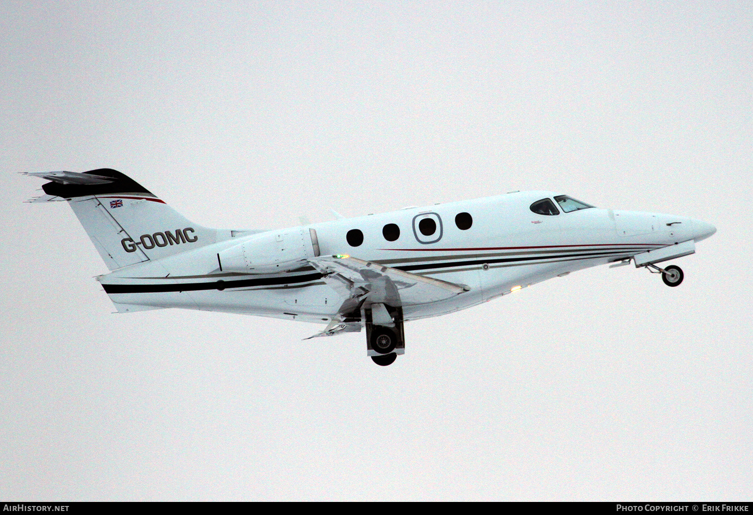 Aircraft Photo of G-OOMC | Raytheon 390 Premier I | AirHistory.net #535515