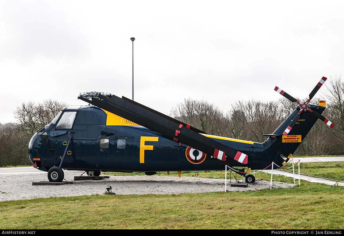 Aircraft Photo of 129 | Sikorsky HSS-1 | France - Navy | AirHistory.net #535611